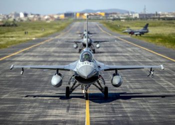 Ukraynalı pilotların F-16 eğitim programı