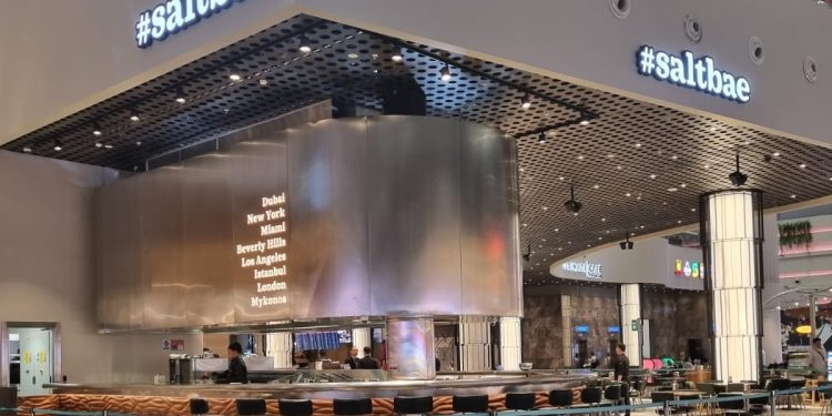 Nusret son restoranını İstanbul Havalimanı’nda açtı
