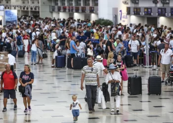 Antalya’ya 10 ayda 15 milyon turist geldi