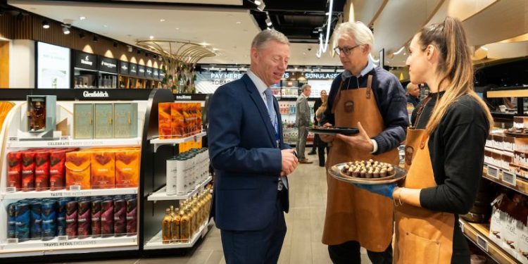 Lagardere Travel Retail Hamburg Havalimanı’nda ihale kazandı