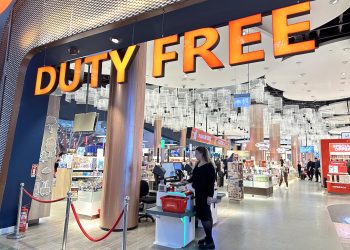 İstanbul Havalimanı Free Shop’ta ‘kasiyersiz ödeme’ uygulaması