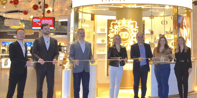 Dior’un ‘Düşler atölyesi’ Unifree işbirliğiyle İstanbul Havalimanı’nda
