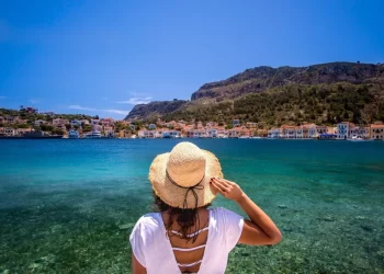 10 Yunan adasına kapıda vize ile gidilecek