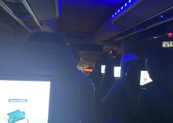 HAVAİST otobüslerindeki led ekran reklamlarına yolcular tepkili