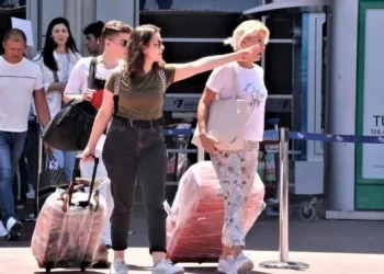 Ruslar hayat pahalılığı yüzünden Türkiye’yi terk ediyor