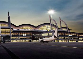 İstanbul ve Sabiha Gökçen havalimanlarını 10 ayda 95 milyon kişi kullandı