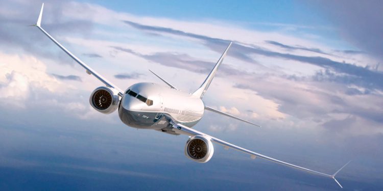 Qantas Filistin bayrağı rozeti takan hostesleri işten çıkaracak mı?
