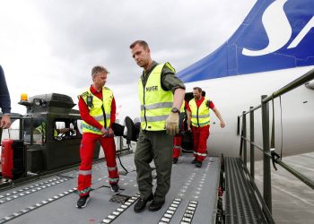 SAS uçaklardan birini uçan hastaneye dönüştürdü