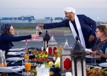 Dubai Havalimanları Yönetimi apronda iftar verdi