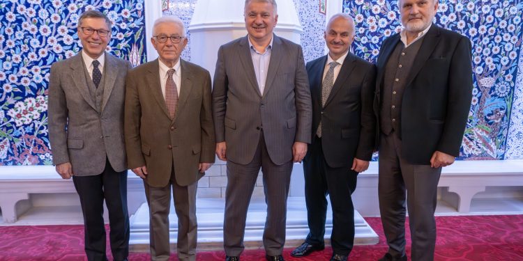 THY’nin eski genel müdürleri iftarda buluştu