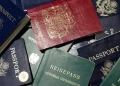 Toronto’ya pasaportsuz uçan hostese 200 Kanada doları ceza