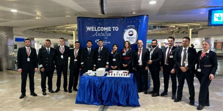 SunExpress Milano yolunda