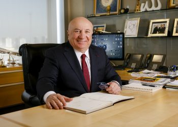 TAV Havalimanları’na veda eden Şener: “Vakti geldiği için ayrılıyorum”