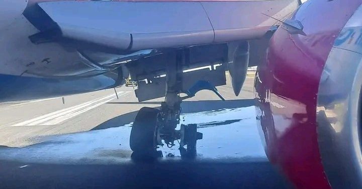 FlySafair uçağının kalkışta tekeri koptu