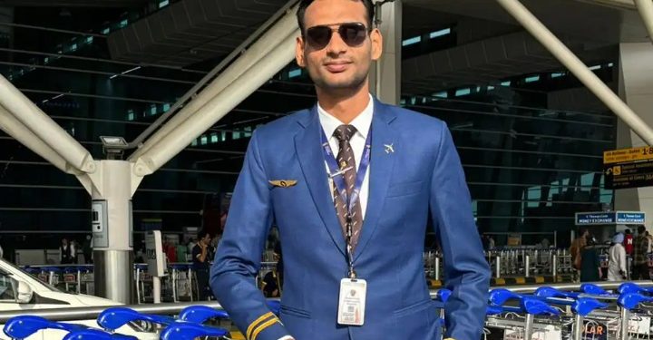 Sahte pilot havalimanında yakalandı