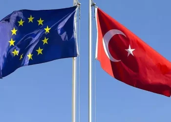 Romanya’ya vize muafiyeti Türk vatandaşlarına vize eziyeti