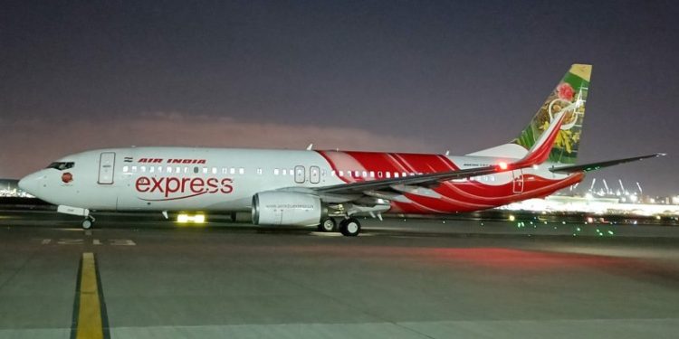 Air İndia İsrail’e uçmama kararını uzattı