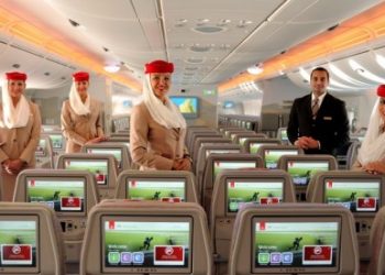 Emirates 91 bin TL maaşla kabin memuru arıyor
