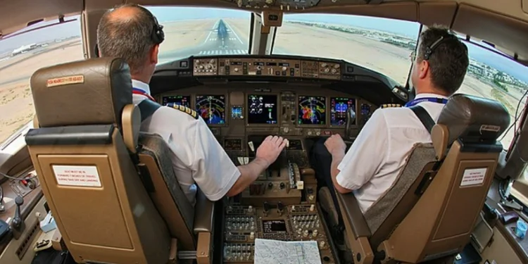 Türkiye’de pilot maaşları 152-600 bin lira aralığında