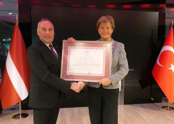 TAV CEO’su Kaptan Letonya Fahri Konsolosu oldu