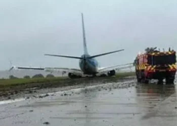 “Babet fırtınası” TUI uçağını pist dışarına savurdu