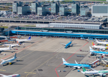 Amsterdam Schiphol Havalimanı zam hazırlığında
