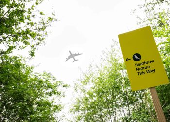 Londra Heathrow kuş gözlem kulesi açıldı