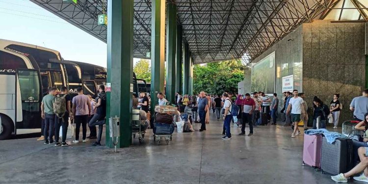 Yerli turistler tatilini yine akraba ve arkadaş evinde geçirdi