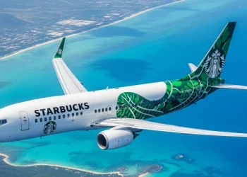 Starbucks 360 bin dolar ücretle pilot arıyor