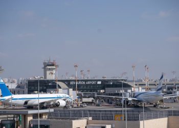 İSRAİL YOLCU UÇAKLARINI YURT DIŞINA KAÇIRIYOR!