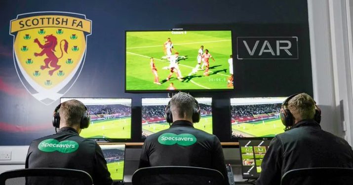 PİLOT EĞİTMENLERİ FUTBOL MAÇLARINDA VAR’DA GÖREV YAPACAK!