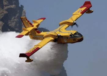 “6 BİDONLUK SU TAŞIYAN YANGIN UÇAKLARI!”