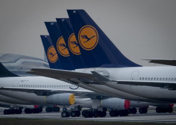 LUFTHANSA KÖPEK BALIĞI DERİSİNDEN GELİŞTİRDİĞİ TEKNOLOJİYLE UÇAKLARINDA YAKIT TASARRUFUNA SAĞLADI