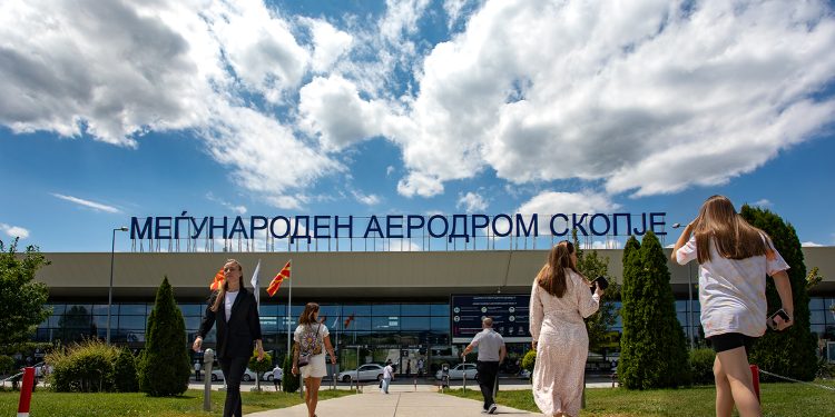 ÜSKÜP HAVALİMANI’NA ULUSLARARASI ASQ ÖDÜLÜ…