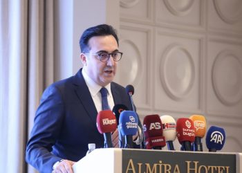 İlker Aycı: “Bursa’ya mutlaka hava vizyonu eklenmeli”