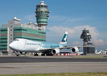 Hong Kong Havalimanı’nda Şaşırtan Artış!