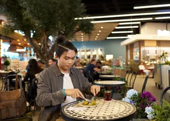 İstanbul Havalimanı’nda “Öf Öf Öf” dedirten Fiyatlar: Baklava 8 Bin Sandviç Bin TL!