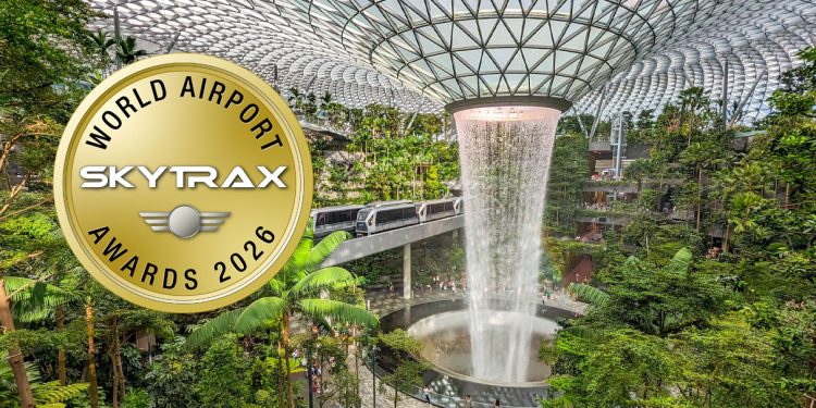 Dünyanın En İyi Havalimanı Singapur Changi Airport