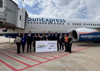 Bodrum Havalimanı’na Sezonun İlk Dış Hat Uçağı Geldi