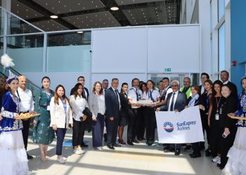 İzmir-Almatı Arasında Direkt Uçuşlar Başladı