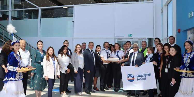 İzmir-Almatı Arasında Direkt Uçuşlar Başladı